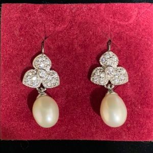 Elegant pearl drop earrings